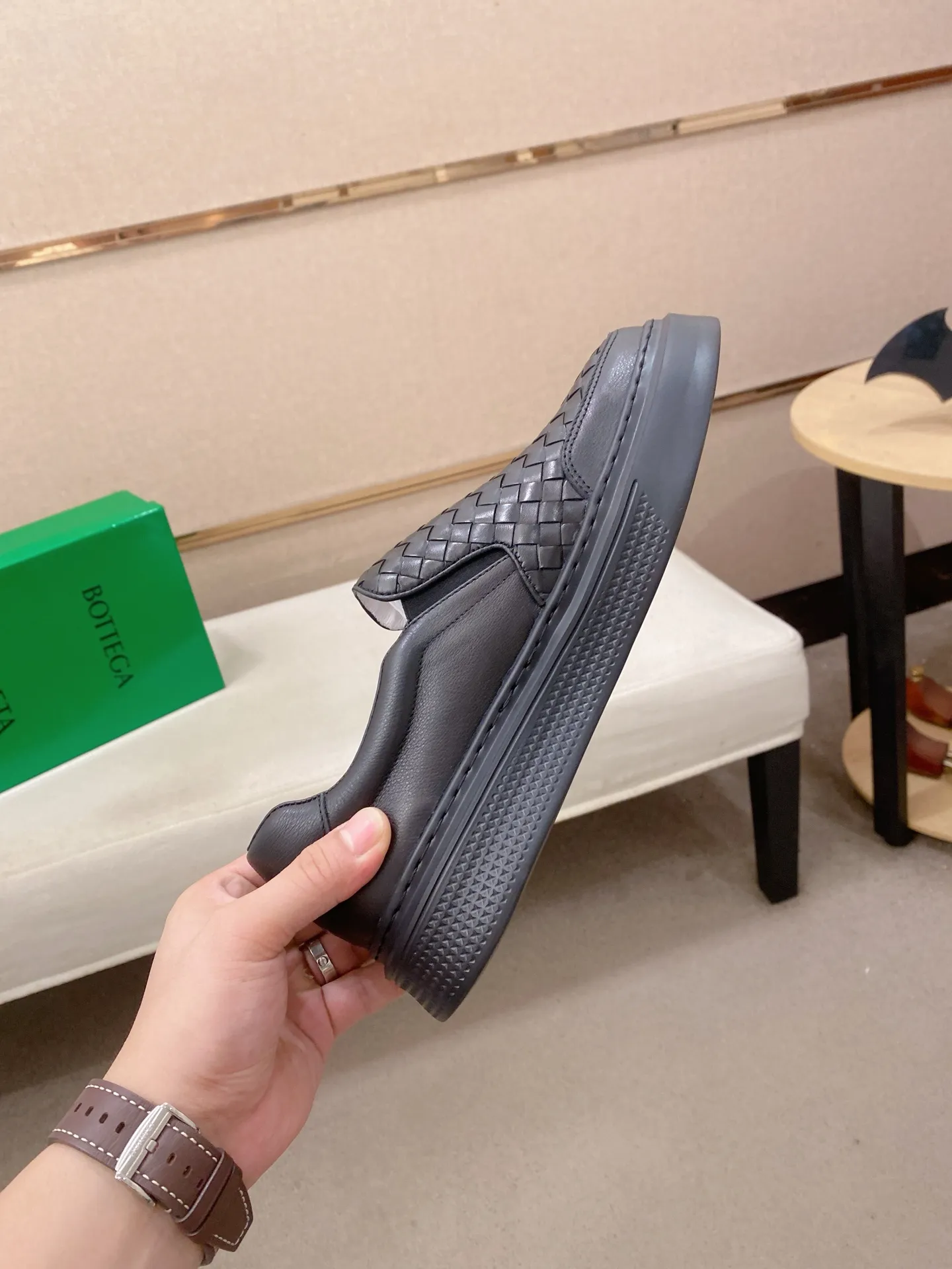 Men's shoes💰 500💰 【BV】The latest hot style‼ ️Casual men's shoes, uppers imported first-layer cowhide. Fully imported first-layer leather lining✔️Exquisite workmanship, excellent foot feel, special rubber sole✔️, cool and fashionable, the latest fashion, fashionable outsole, hurry up. Code number: 38-44
